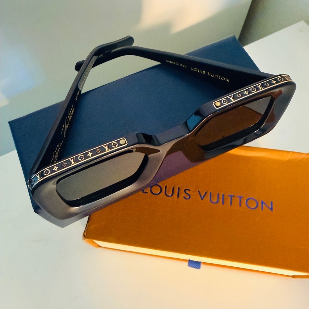 Louis Vuitton Black and Gold Sunglasses. New with LV Box, Case & Cleaning Cloth. - Picture 6 of 7